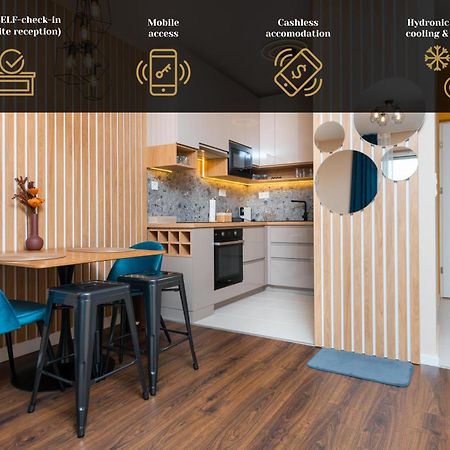 Waterfront City Apartments By Urbanrent บูดาเปสต์ ภายนอก รูปภาพ