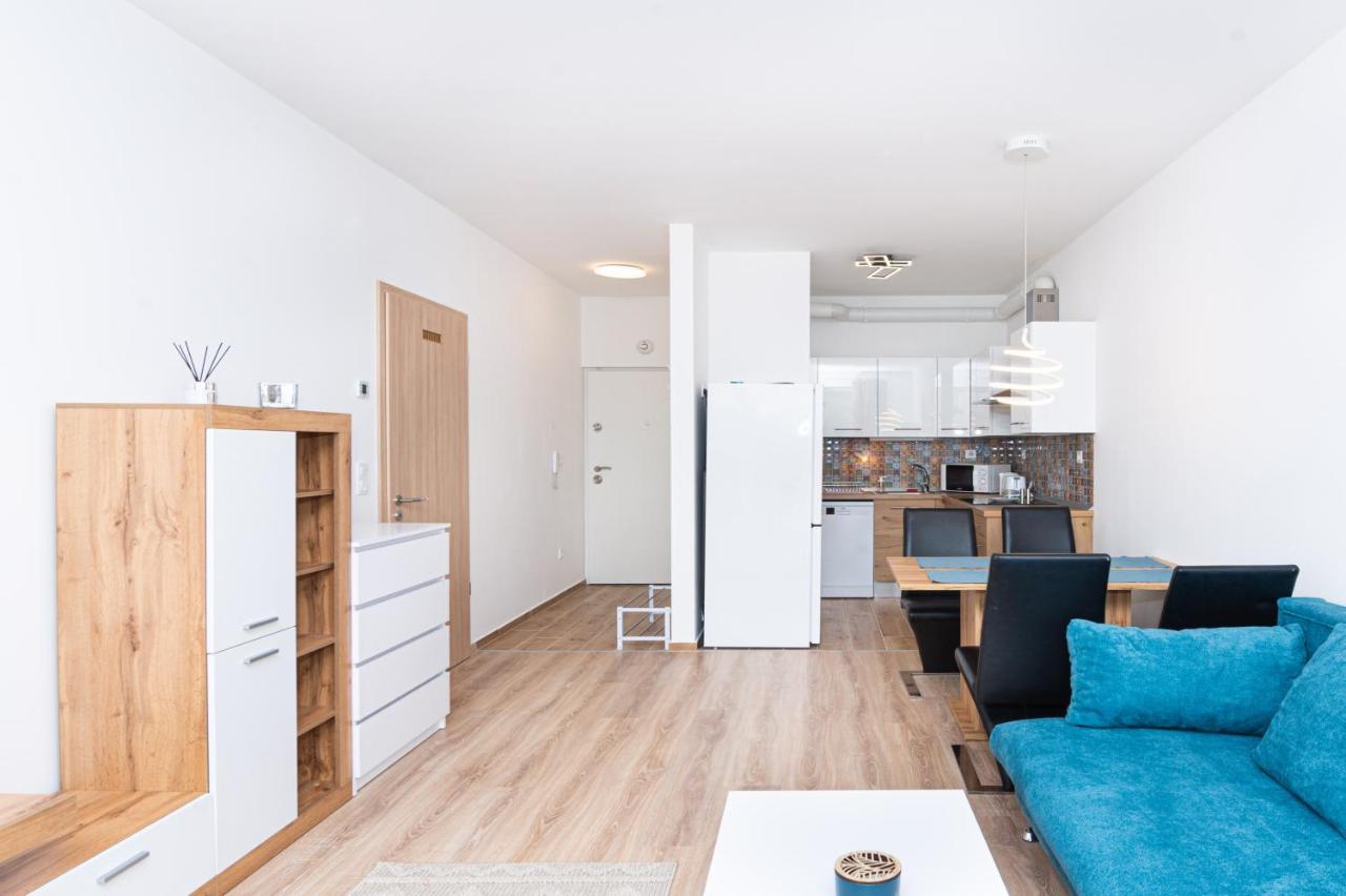 Waterfront City Apartments By Urbanrent บูดาเปสต์ ภายนอก รูปภาพ
